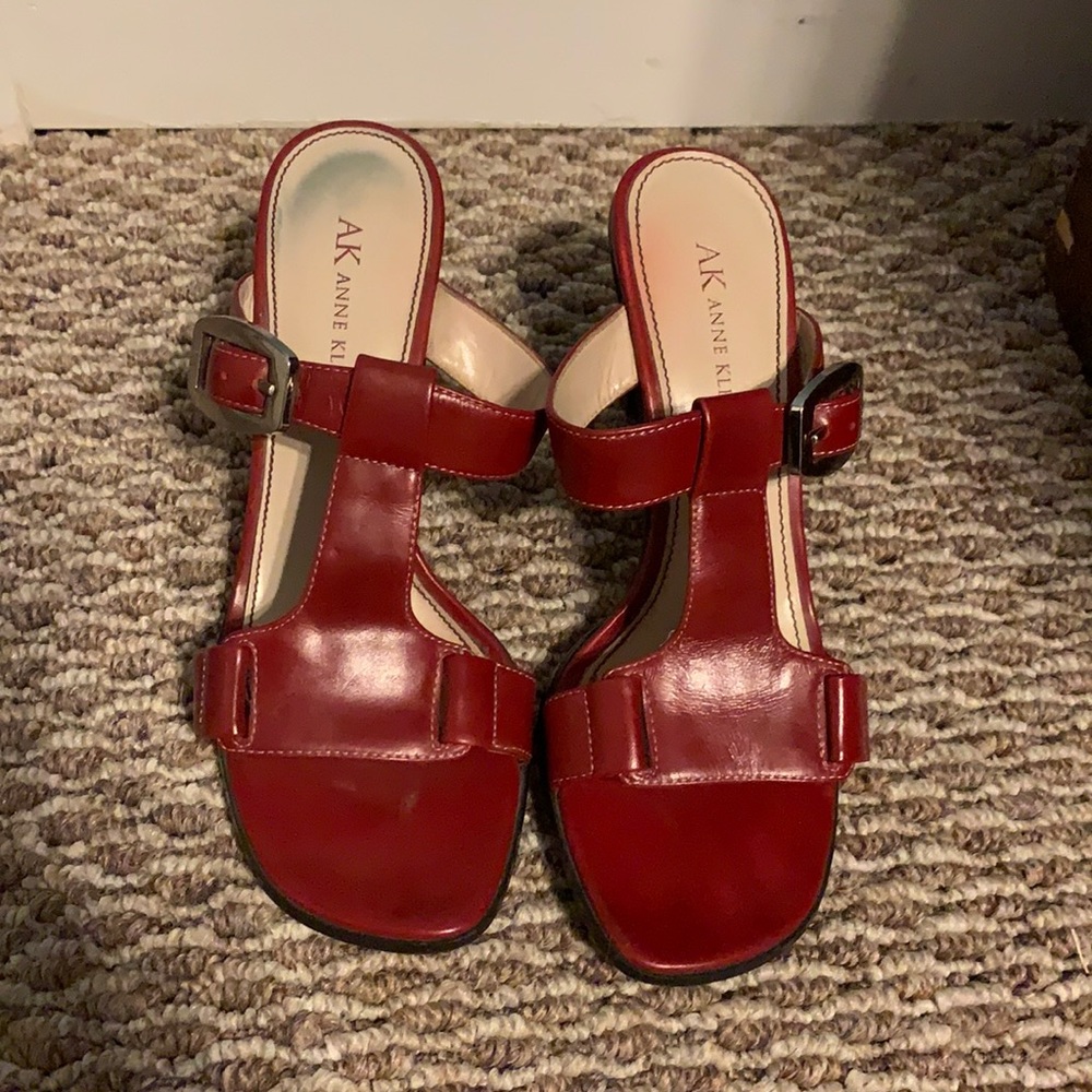 Red open toe heels / sandal